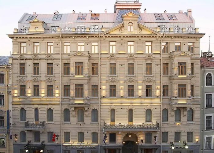 Hôtels cinq étoiles à St Pétersbourg