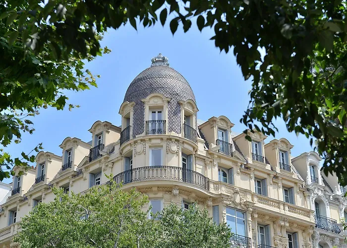 Hoteles Baratos en Niza 