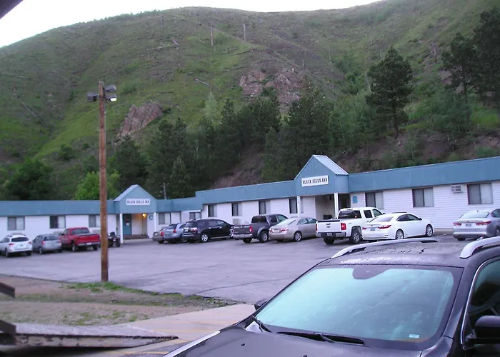 Black Hills Inn & Suites
