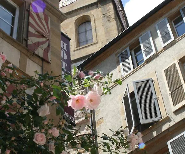 Le Café-Hôtel de L'Aubier