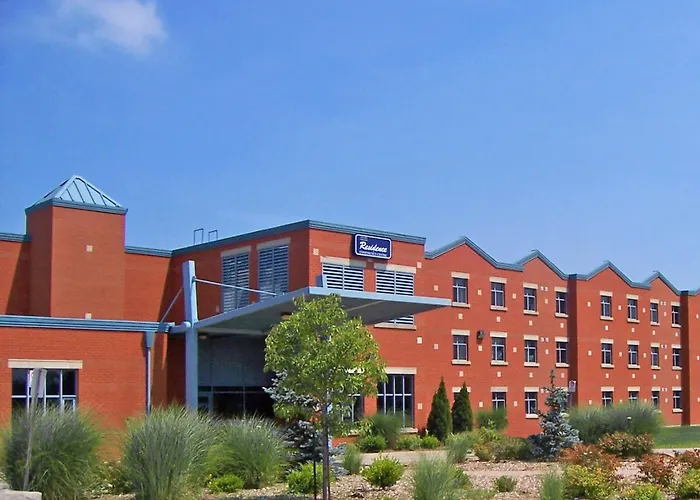 Residence & Conference Centre - Welland