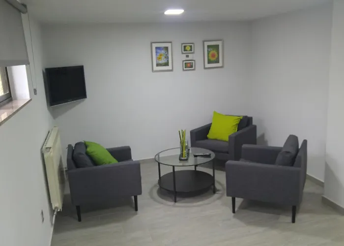 Hotel La Encina Celorio Llanes Parking