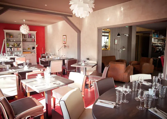 Hôtel Restaurant Logis Coté Lac