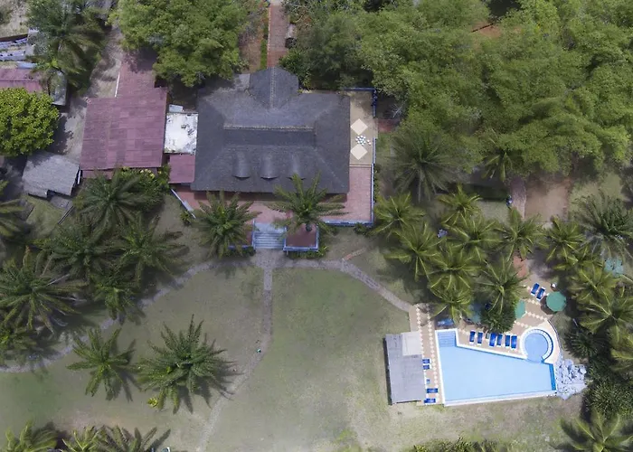 African Queen Lodge