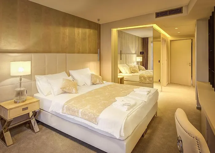 Hotel Maritime