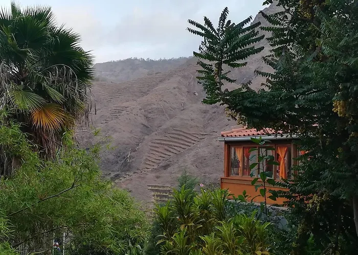 Pedracin Village