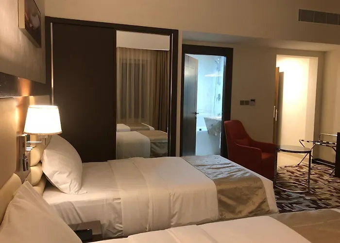 Al Murooj Grand Hotel