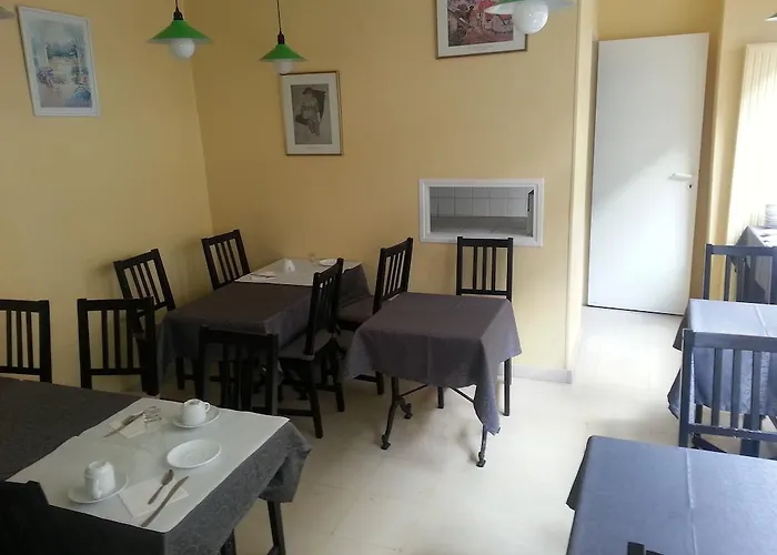 Hotel Trianon Vincennes