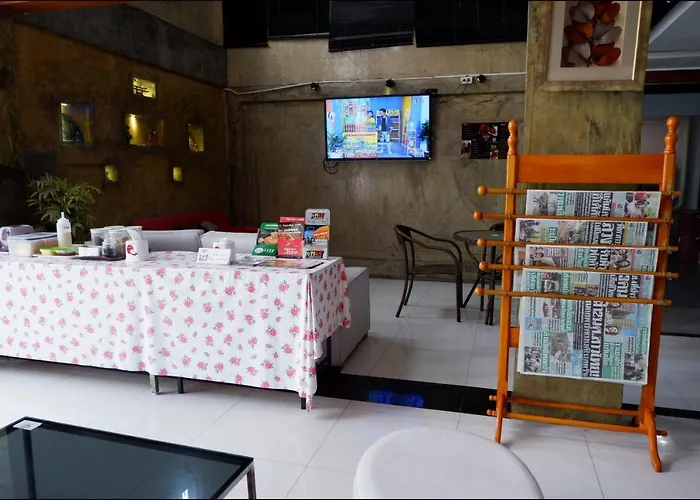 Izen Budget Hotel & Residence