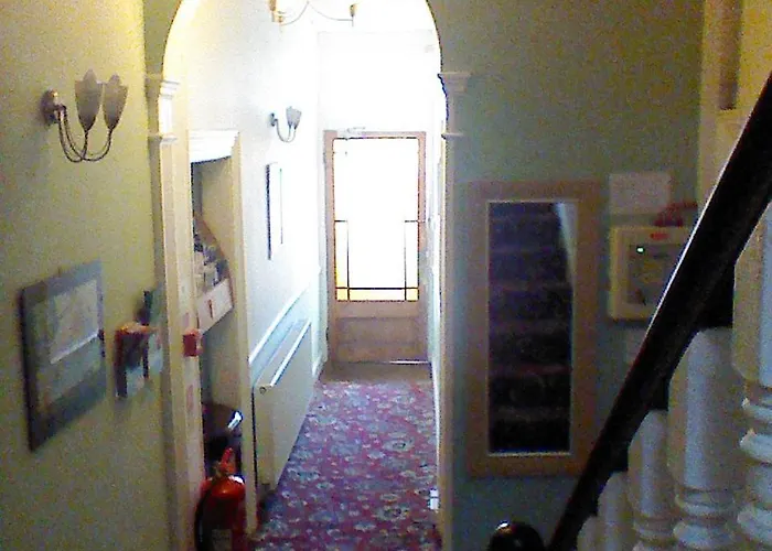 Mountbatten Hotel
