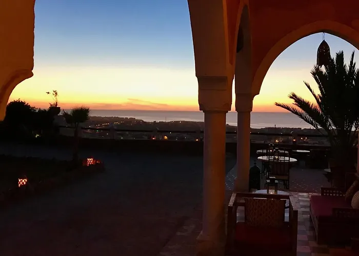 Hotel De Charme Les 3 Chameaux 4 étoiles