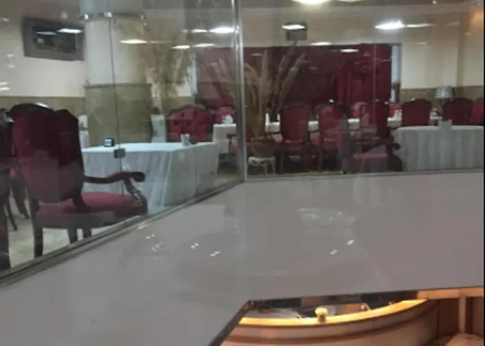 Le Cristale Hotel