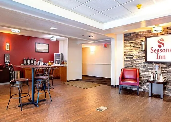 Seasons Inn Traverse City