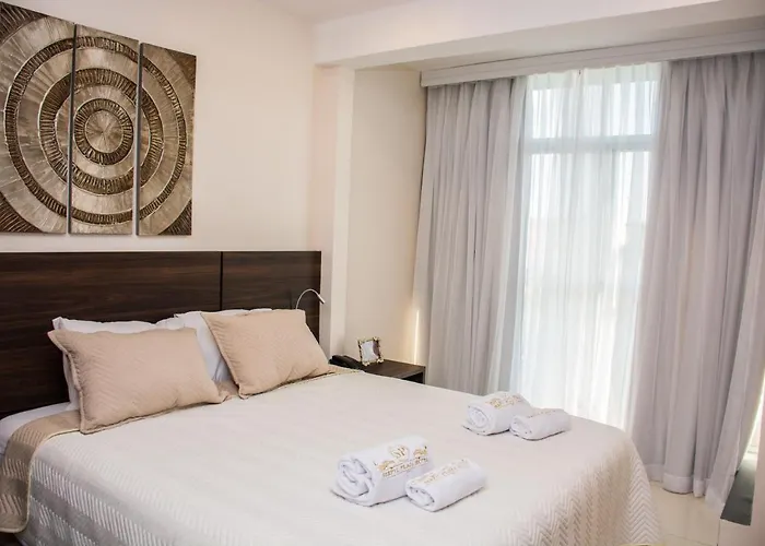 Serpyl Plaza Hotel