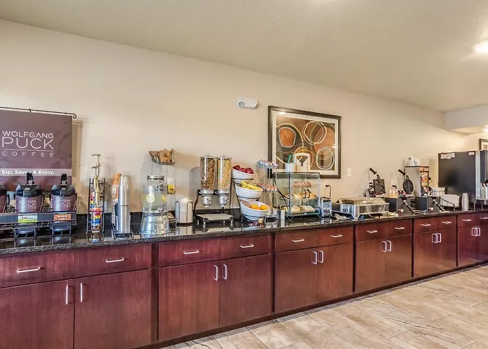 Cobblestone Inn & Suites - Bridgeport