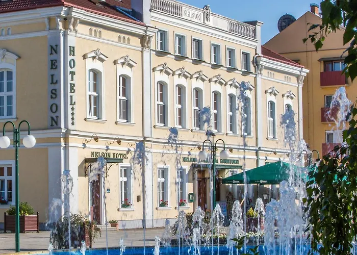 Nelson Hotel