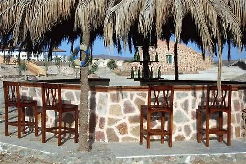Flora Resort