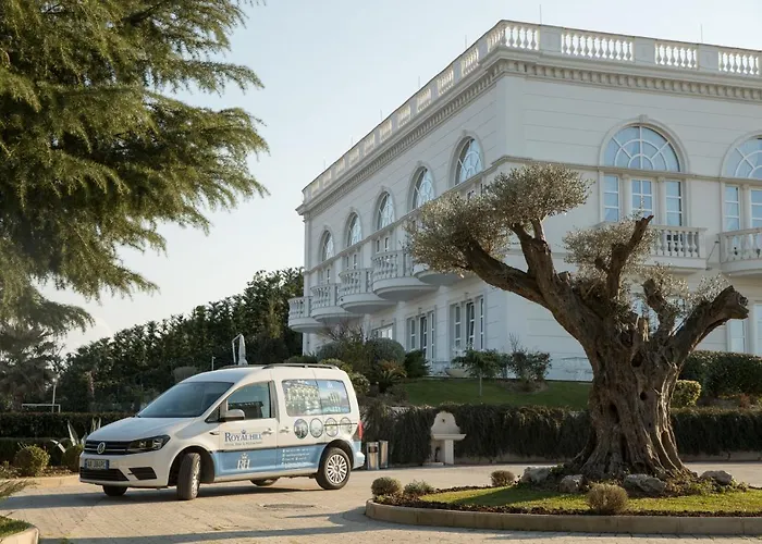 Royal Hill Hotel