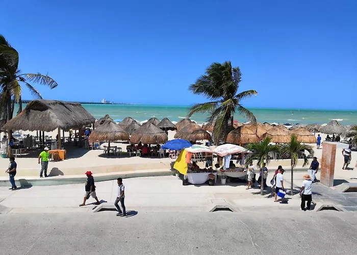 Playa Linda Hotel