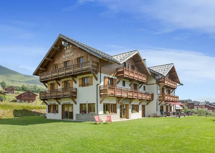 Chalet-Hotel Le Beausoleil, The Originals Relais