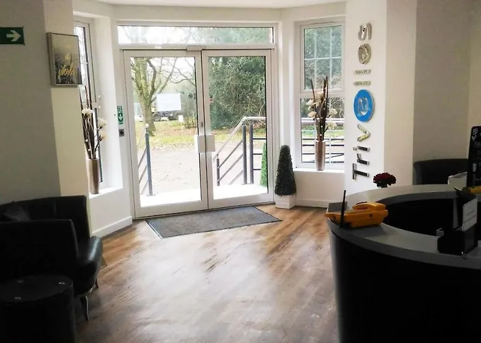 Trivelles Gatwick Hotel & Airport Parking