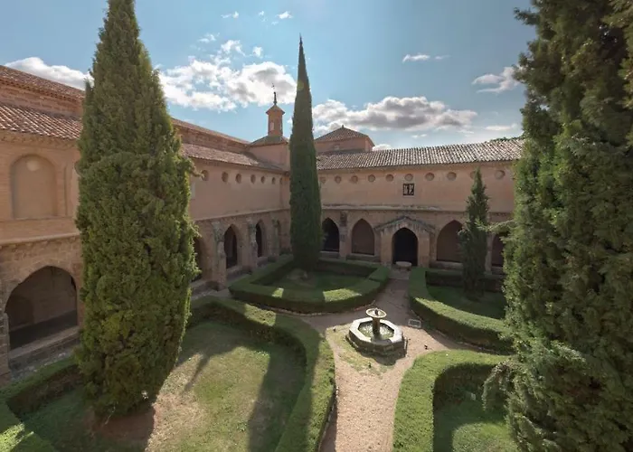 Monasterio De Piedra
