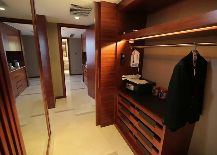 Huangyan Yaoda Hotel