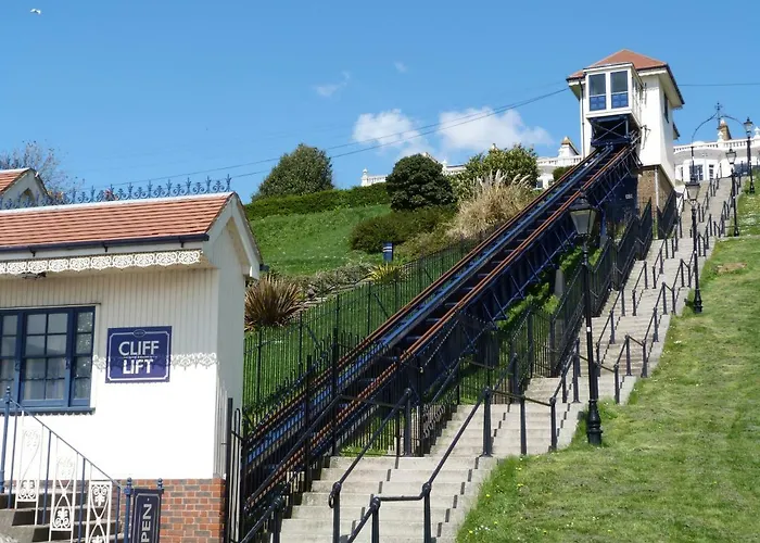 Southend Central Hotel - Close To Beach, City Centre, Train Station & Southend Airport