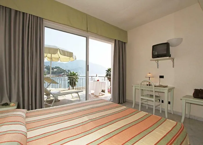 Hotel Elena