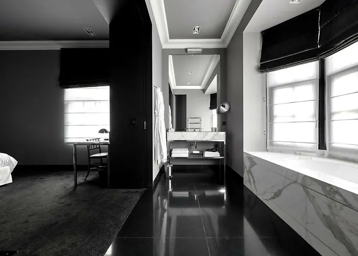 Hotel Odette En Ville