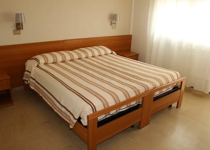 Hotel Caravel
