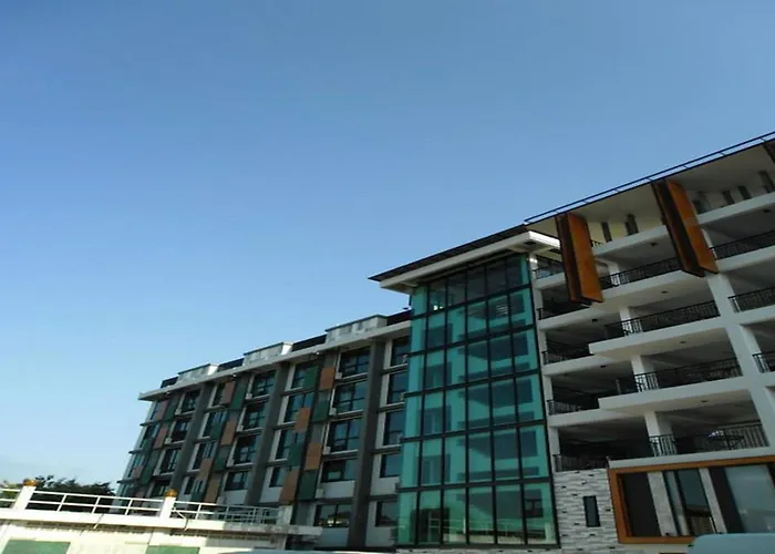 Izen Budget Hotel & Residence