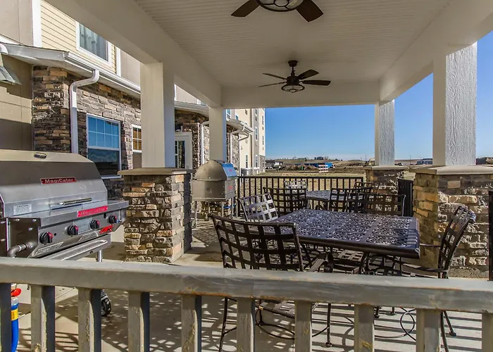 Mainstay Suites Watford City - Event Center