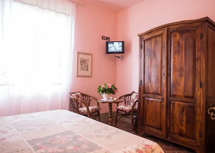 Albergo da Annita - room only