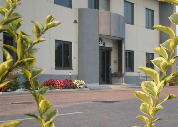 Groane Hotel Residence