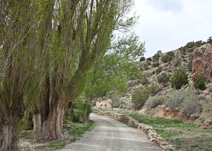 Hidden Canyon Retreat