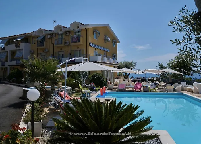 Hotel Piccolo Mondo