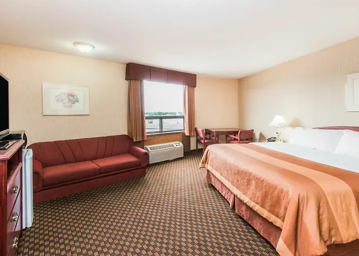 Howard Johnson By Wyndham Kitchener Conestoga