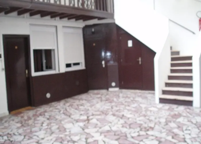 Hotel Trianon Vincennes