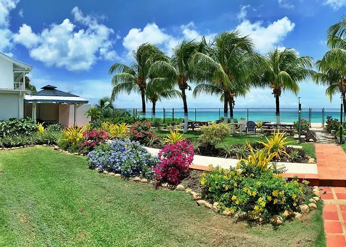 Banyan Beach House Villa