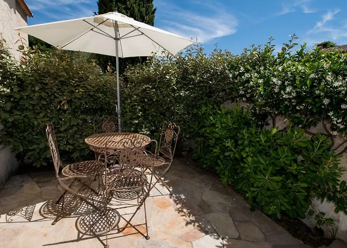 Charmante petite maison a l'éntrée de Saint Tropez