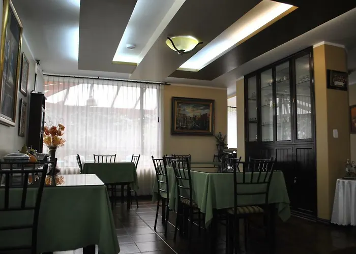Mak Inn House