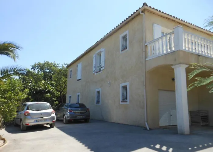 T3 Appt cosy au Calme avec Parking à 5min Plages