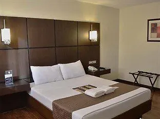 The Grande Suites