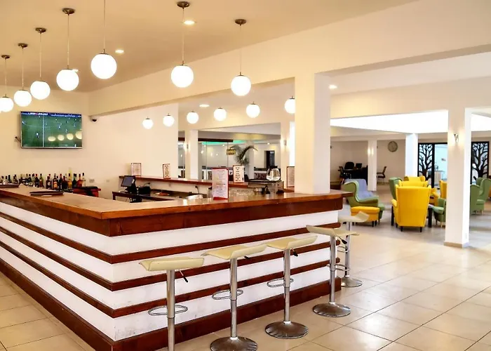 Sunbeach Hotel & Resort