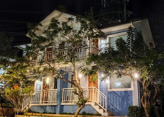 The Carmelence Lodge
