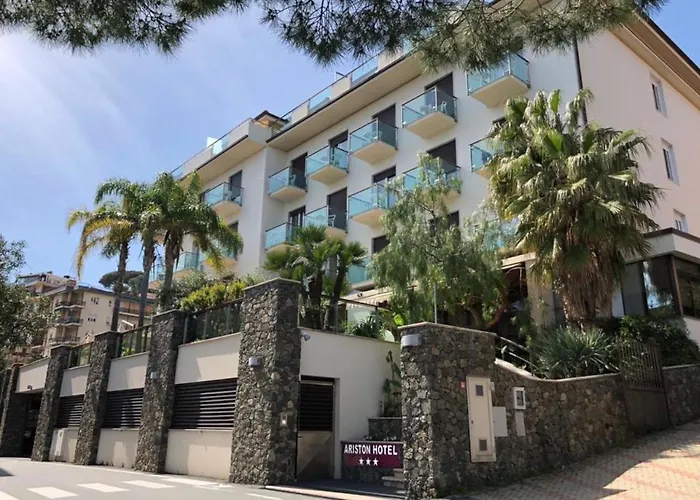 Hotel Ariston & Apartments