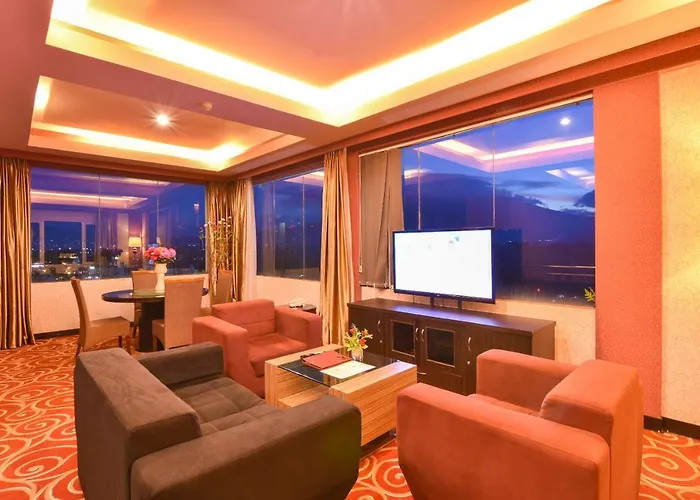 Grand Rocky Hotel Bukittinggi