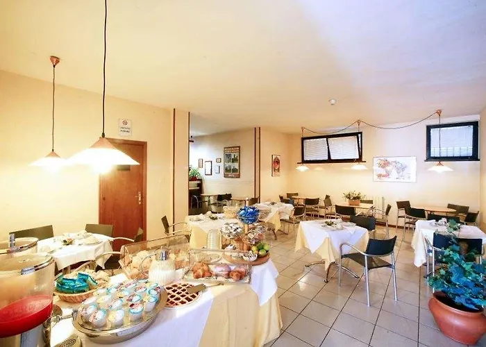 Hotel Anna Siena Nord - Monteriggioni
