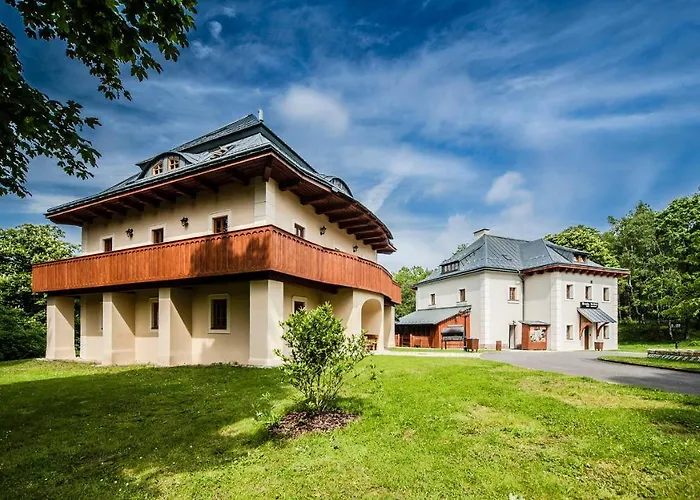 Hotel Kristin Hradek